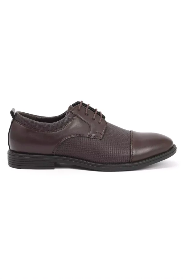 Lace-up Oxford Shoes in Chocolate Brown