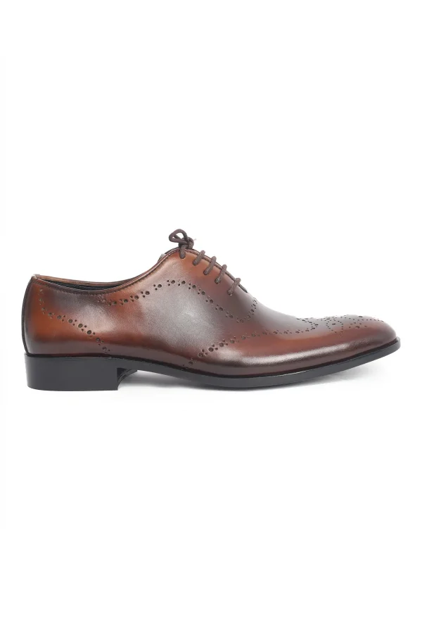 Laser-Cut Brown Brogue Shoes